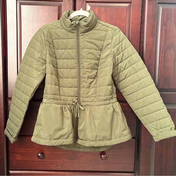 Zuda Quilted Peplum Puffer Jacket - Picture 2 of 9